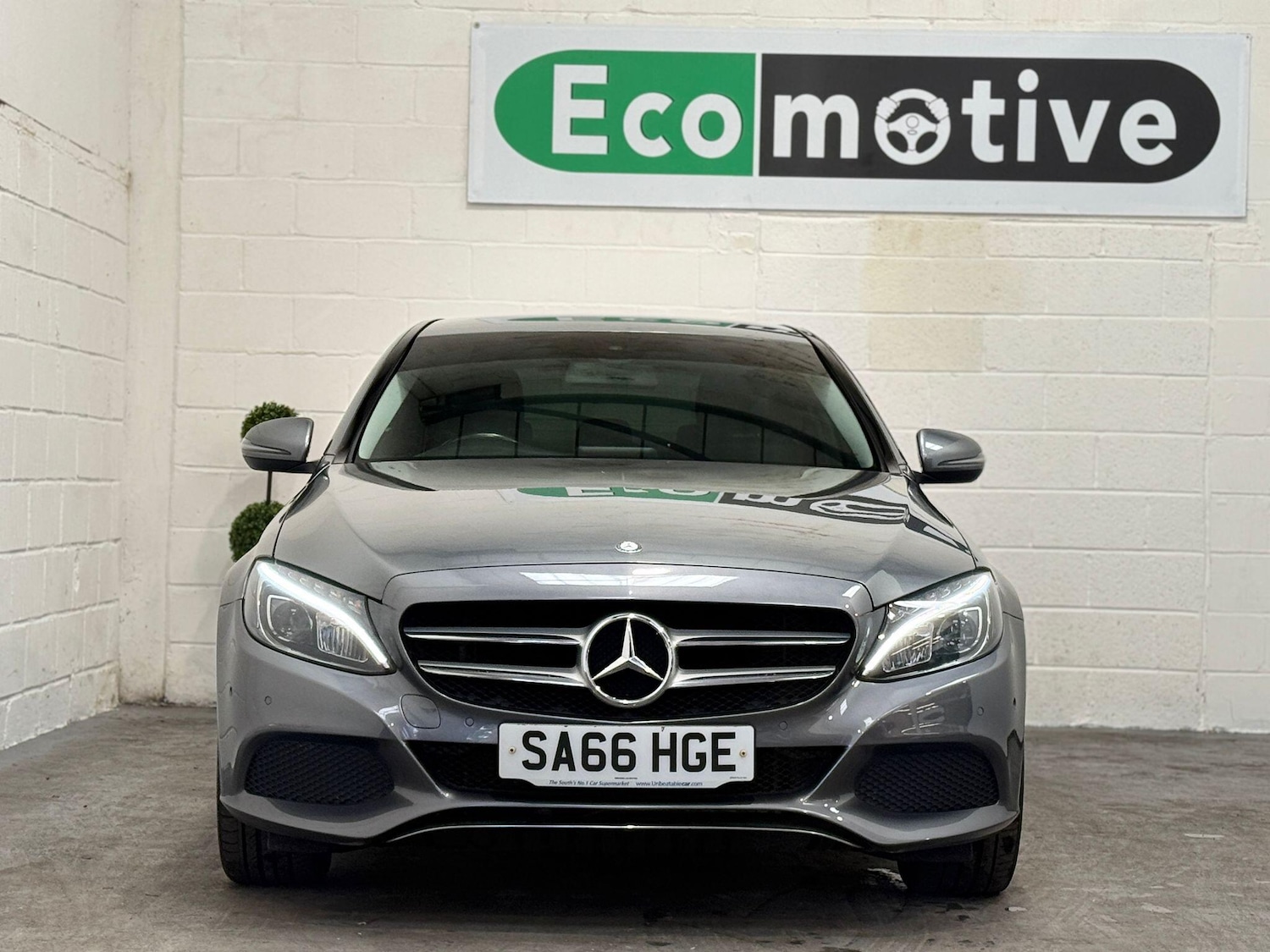 Used Mercedes-Benz C Class 2016 for sale - 76742897: Photo 3