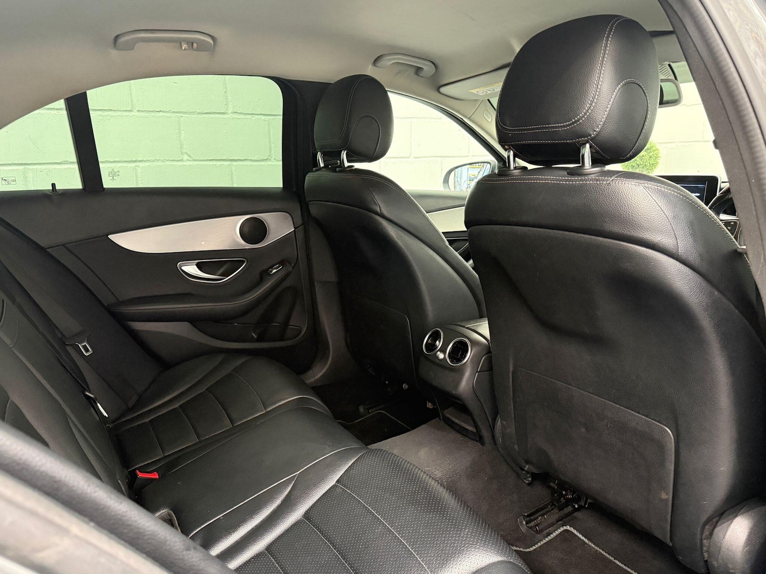 Used Mercedes-Benz C Class 2016 for sale - 76742897: Photo 33