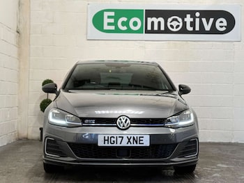 Used Volkswagen Golf 2017 for sale - 78541842: Photo