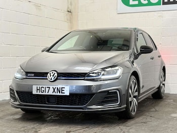 Used Volkswagen Golf 2017 for sale - 78541842: Photo