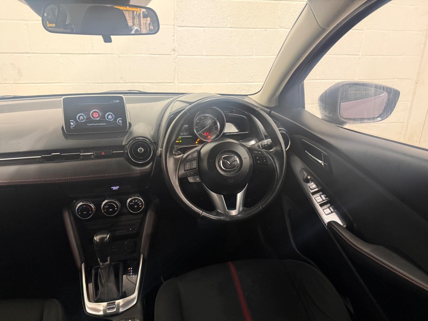 Used Mazda Mazda2 2015 for sale - 76824431: Photo 12