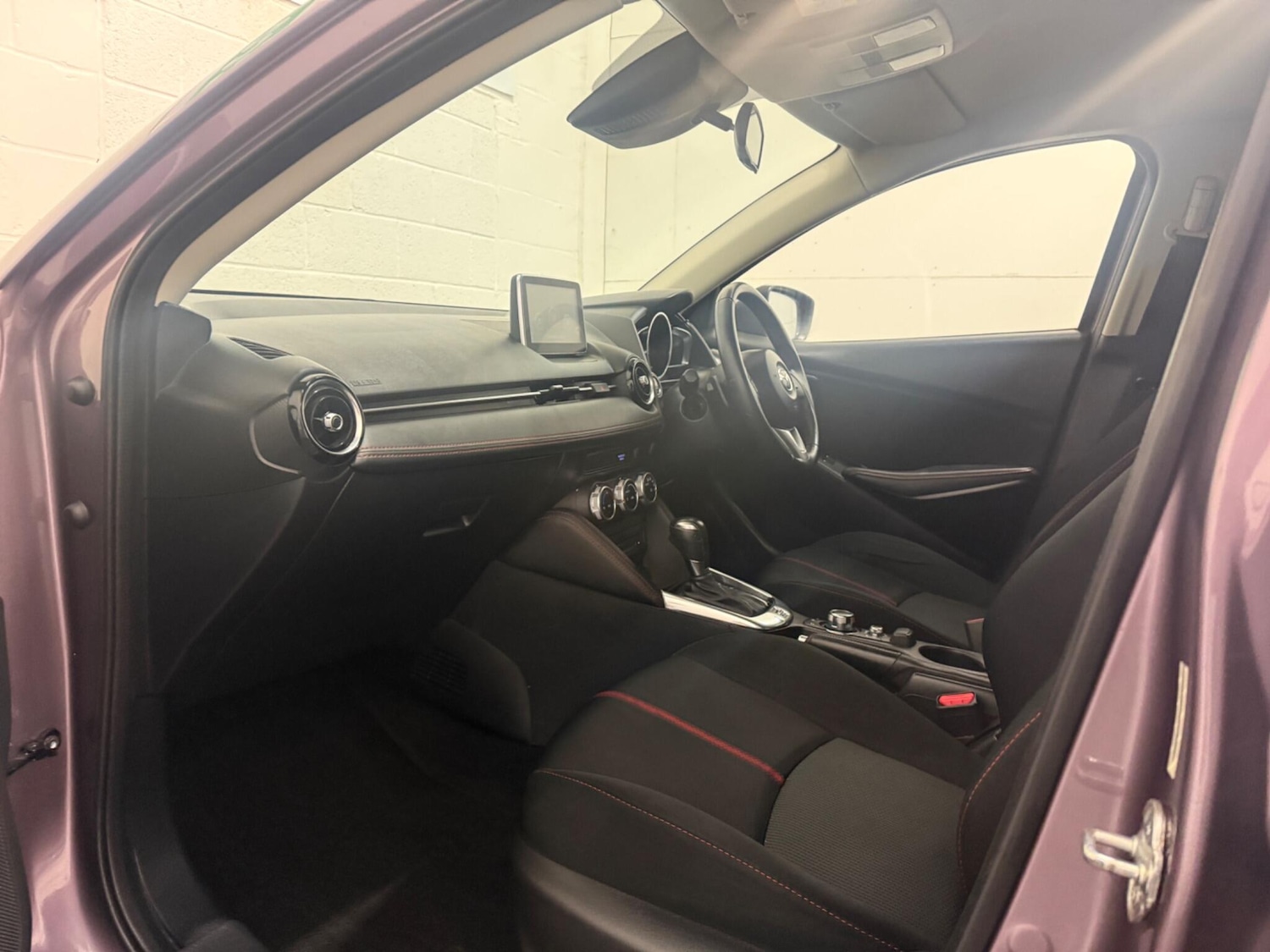 Used Mazda Mazda2 2015 for sale - 76824431: Photo 14