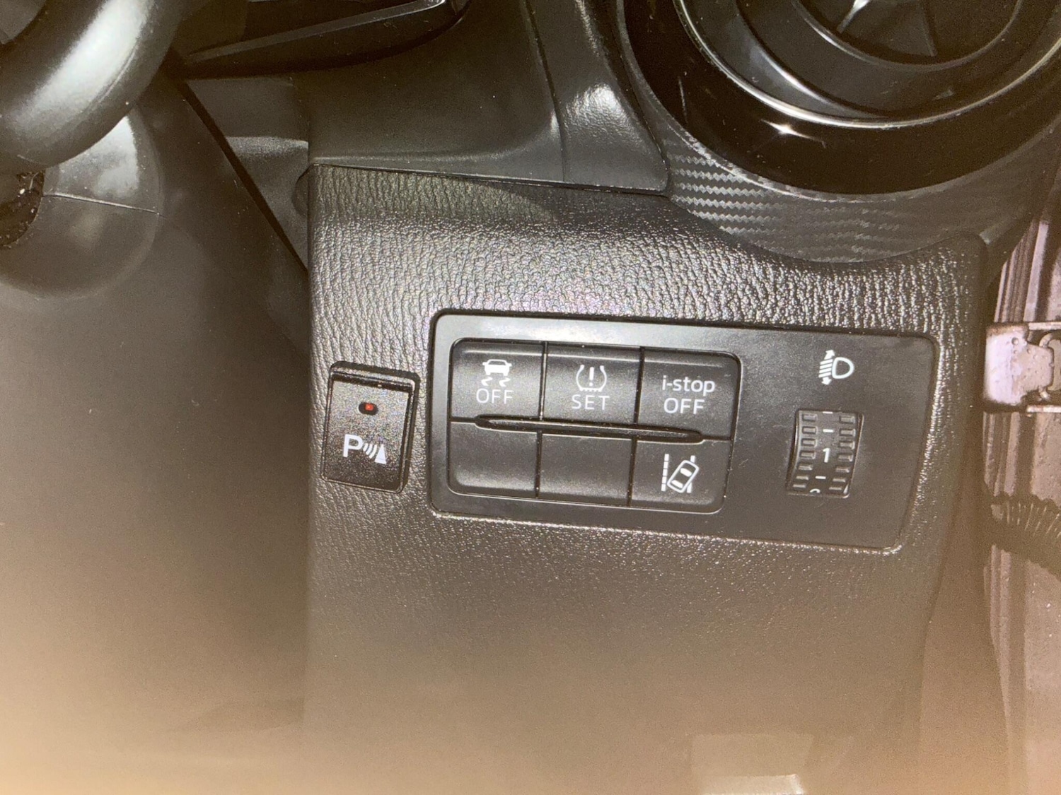 Used Mazda Mazda2 2015 for sale - 76824431: Photo 22