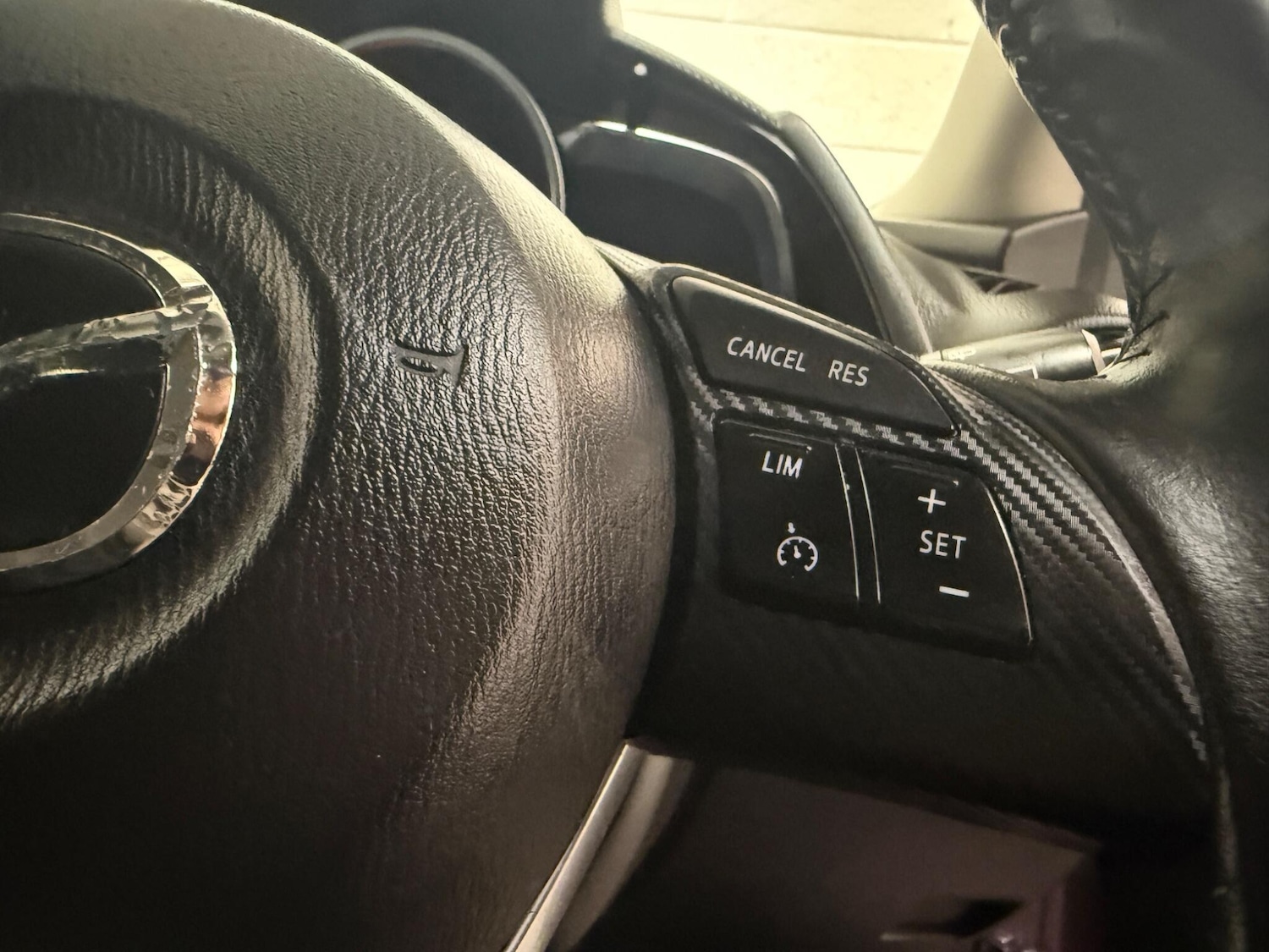 Used Mazda Mazda2 2015 for sale - 76824431: Photo 24