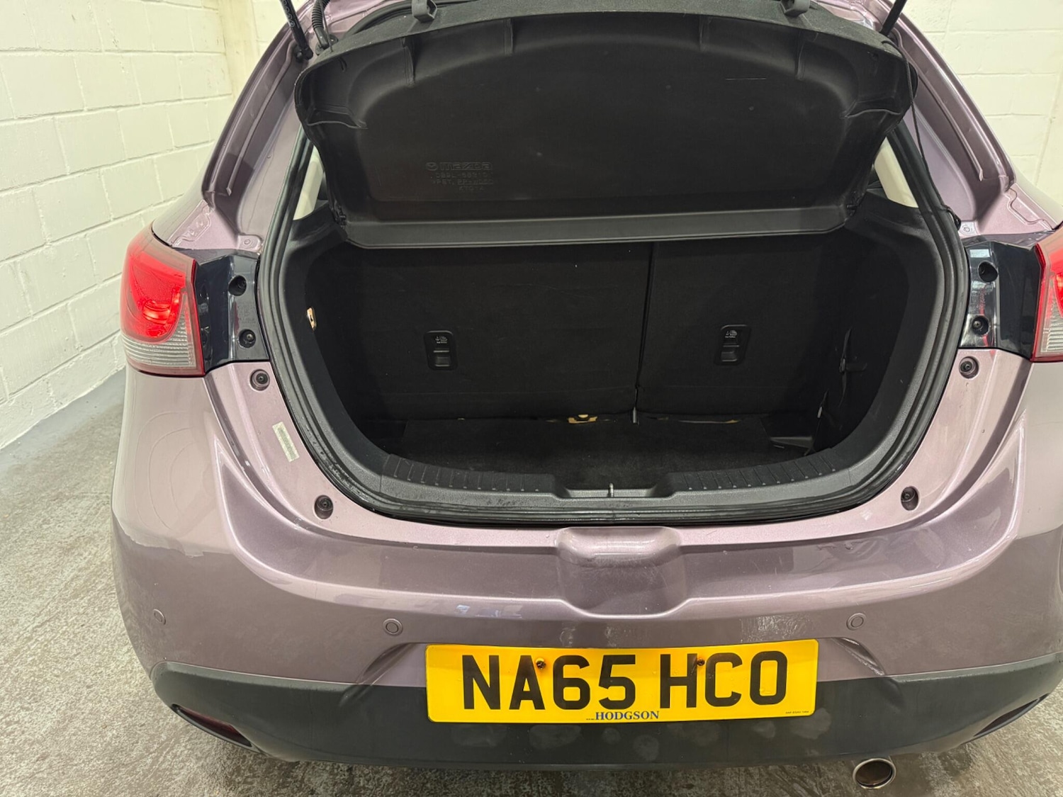 Used Mazda Mazda2 2015 for sale - 76824431: Photo 28