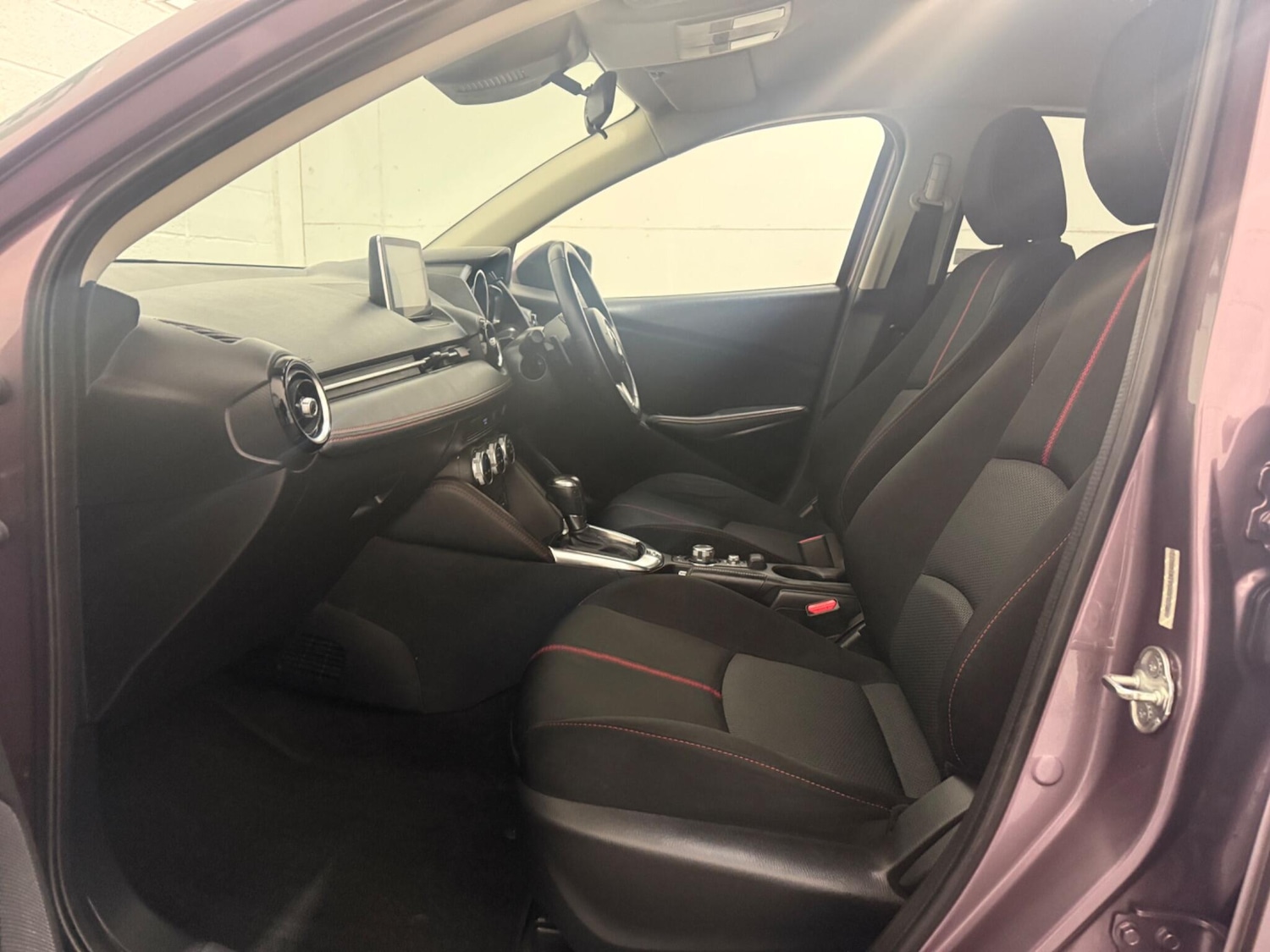 Used Mazda Mazda2 2015 for sale - 76824431: Photo 31