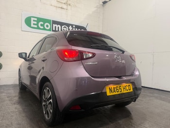 Used Mazda Mazda2 2015 for sale - 76824431: Photo