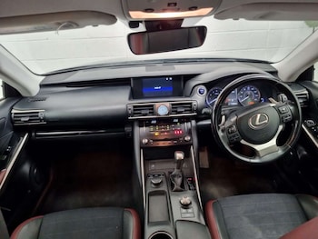 Used Lexus IS 2017 for sale - 79407381: Photo