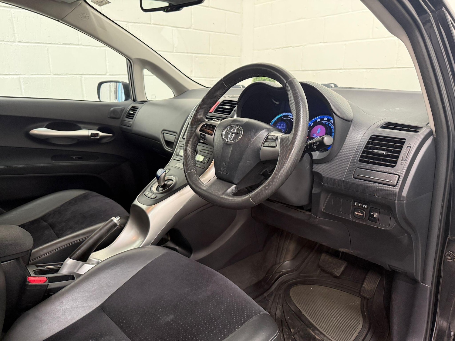 Vehicle 25