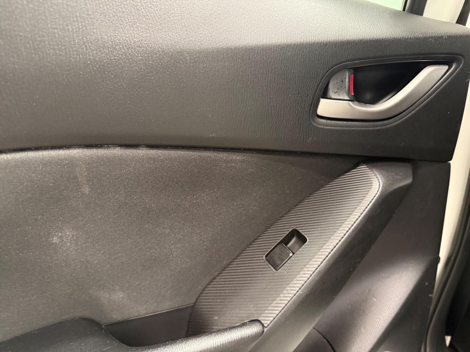 Used Mazda Mazda3 2015 for sale - 77723838: Photo 28