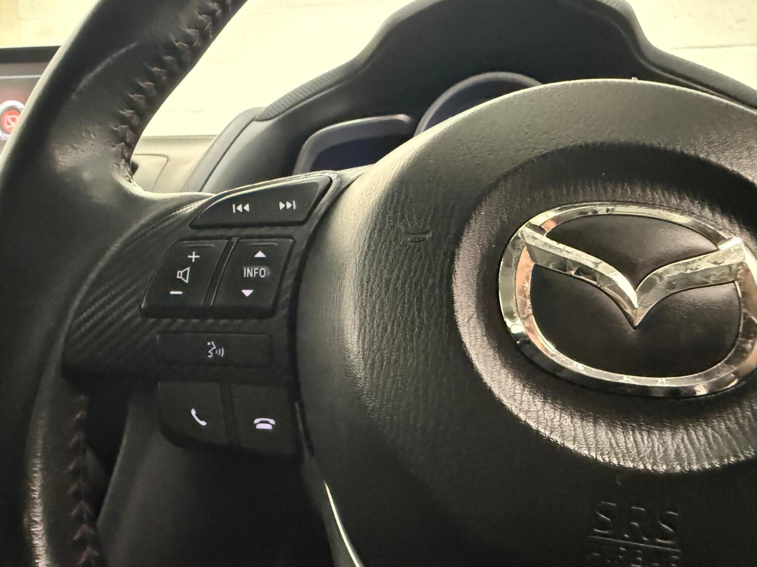 Used Mazda Mazda3 2015 for sale - 77723838: Photo 32