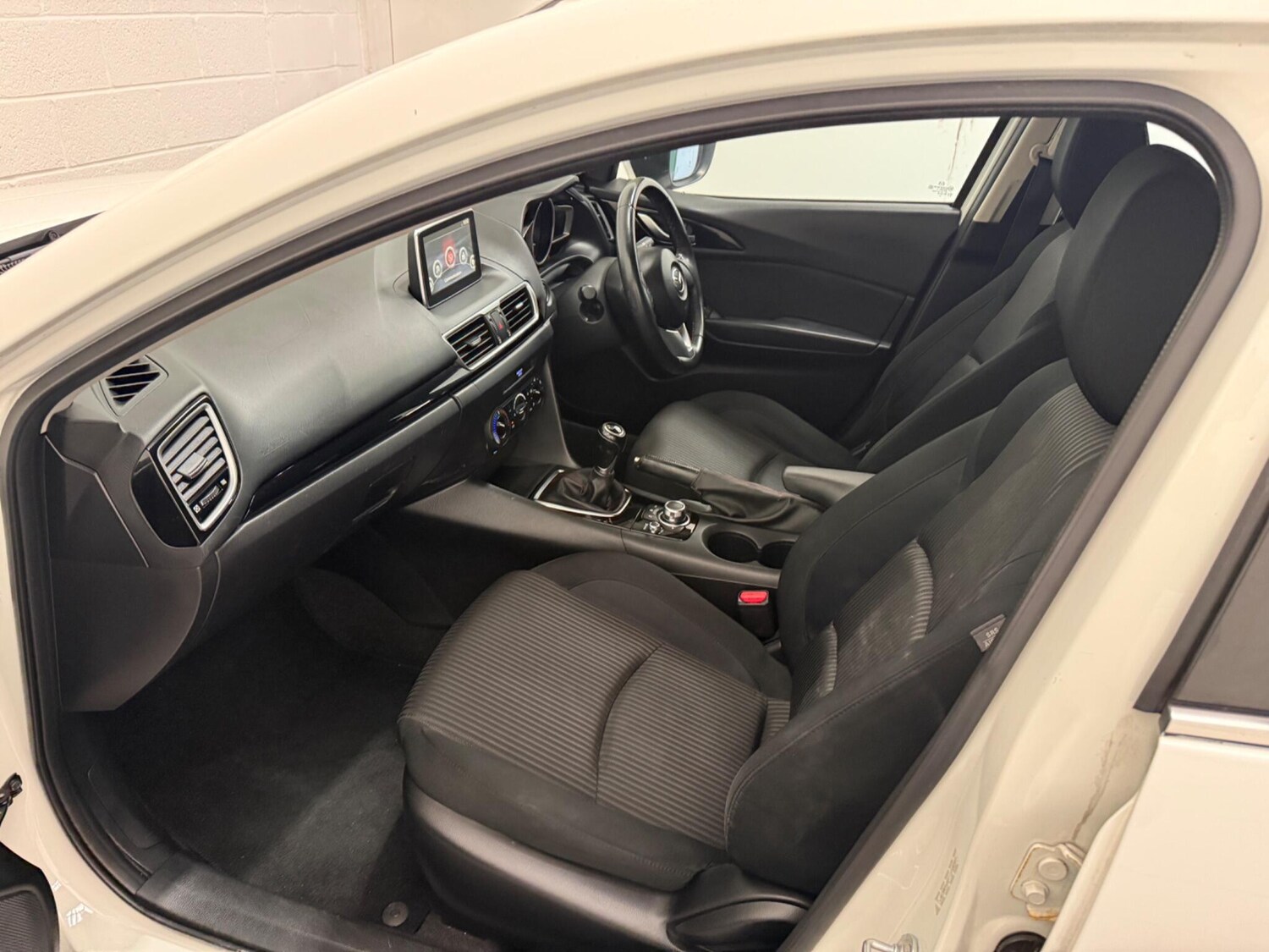 Used Mazda Mazda3 2015 for sale - 77723838: Photo 36