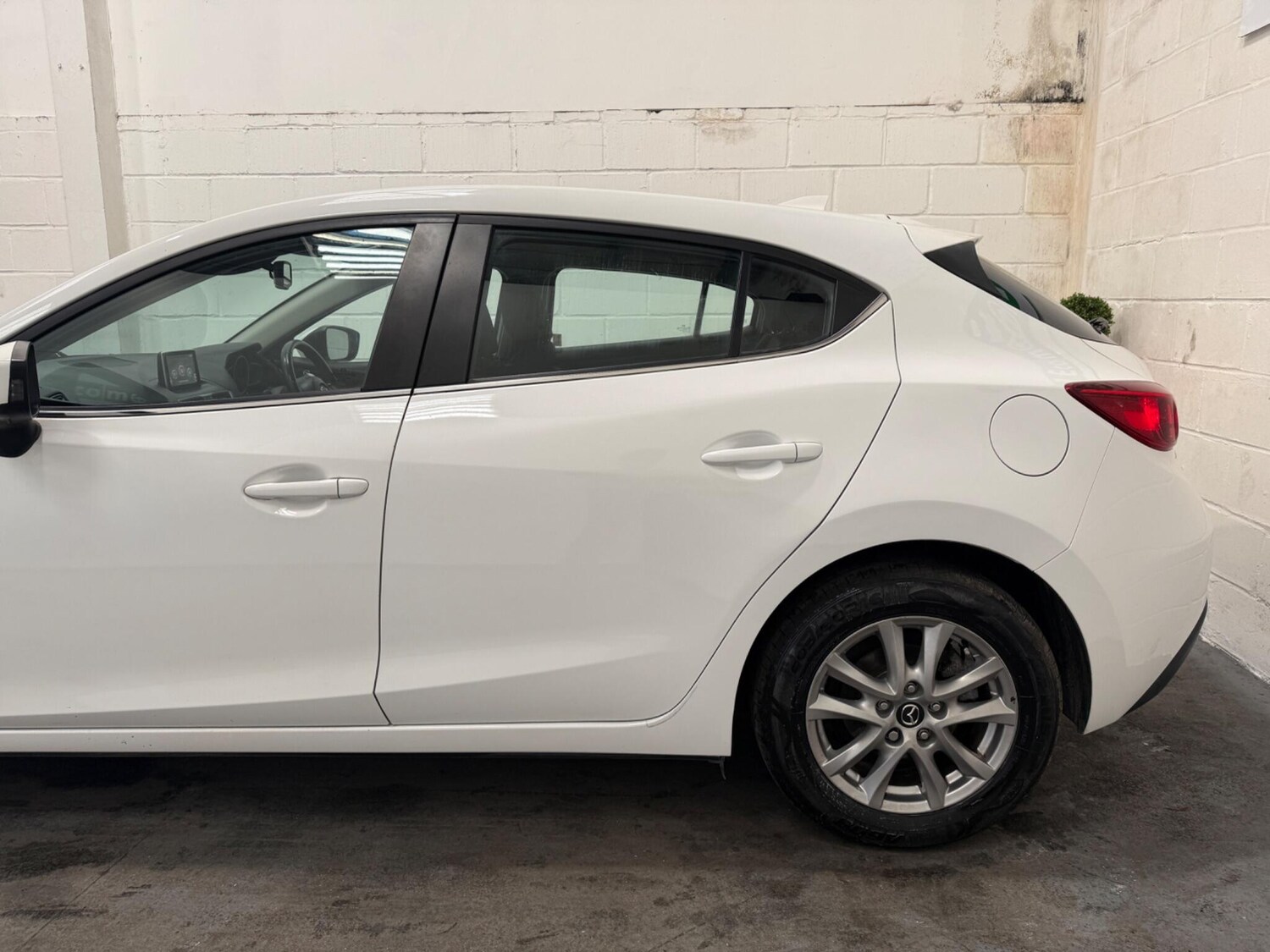 Used Mazda Mazda3 2015 for sale - 77723838: Photo 7