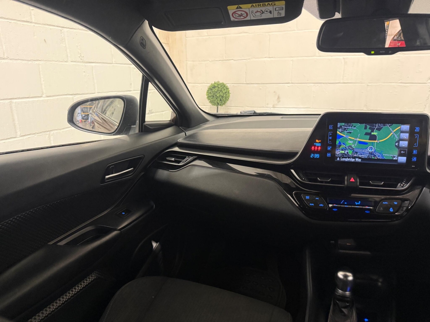 Used Toyota C-HR for sale - 77925333: Photo 15