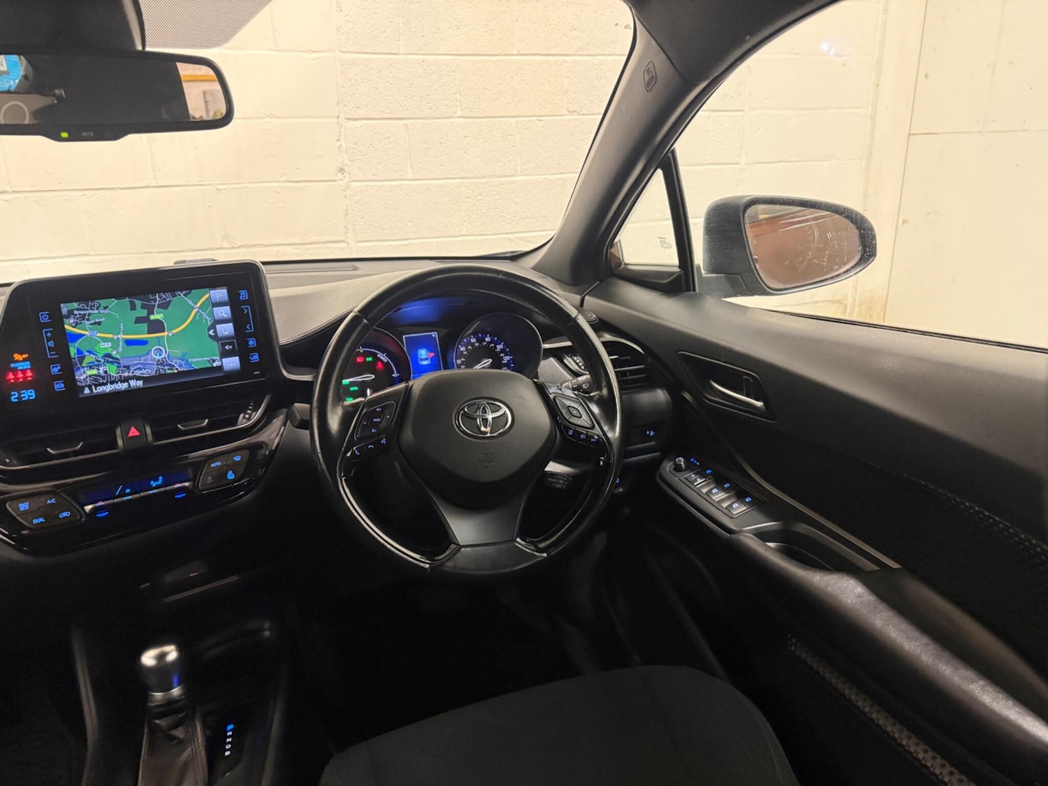 Used Toyota C-HR for sale - 77925333: Photo 16