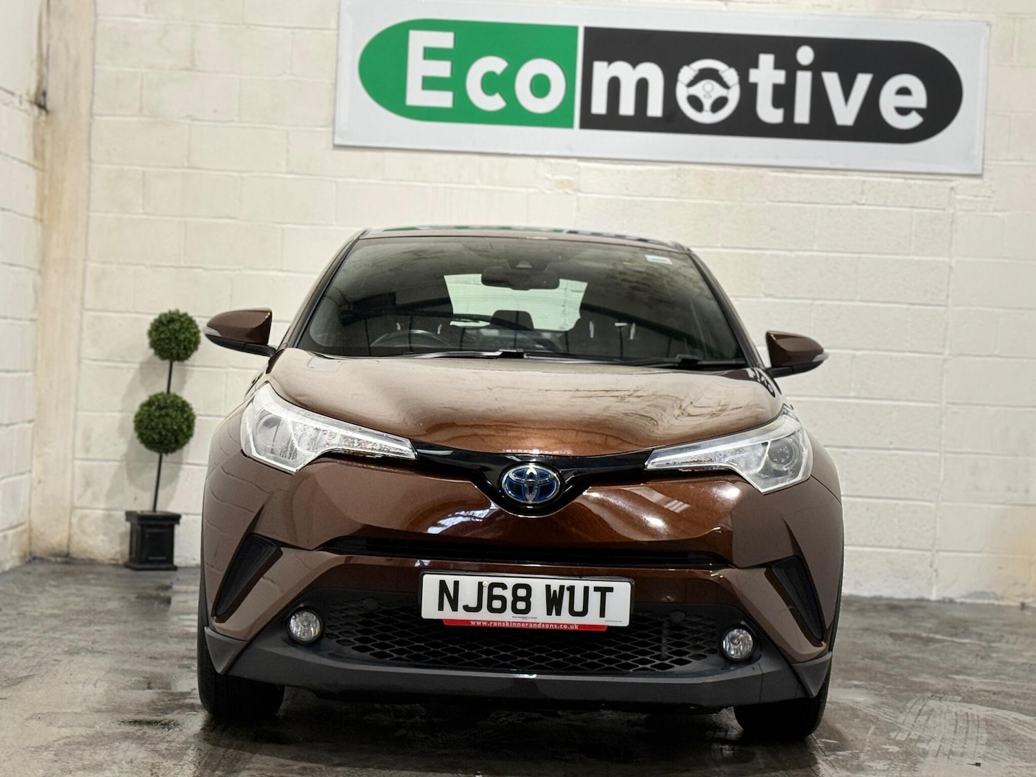 Used Toyota C-HR for sale - 77925333: Photo 2