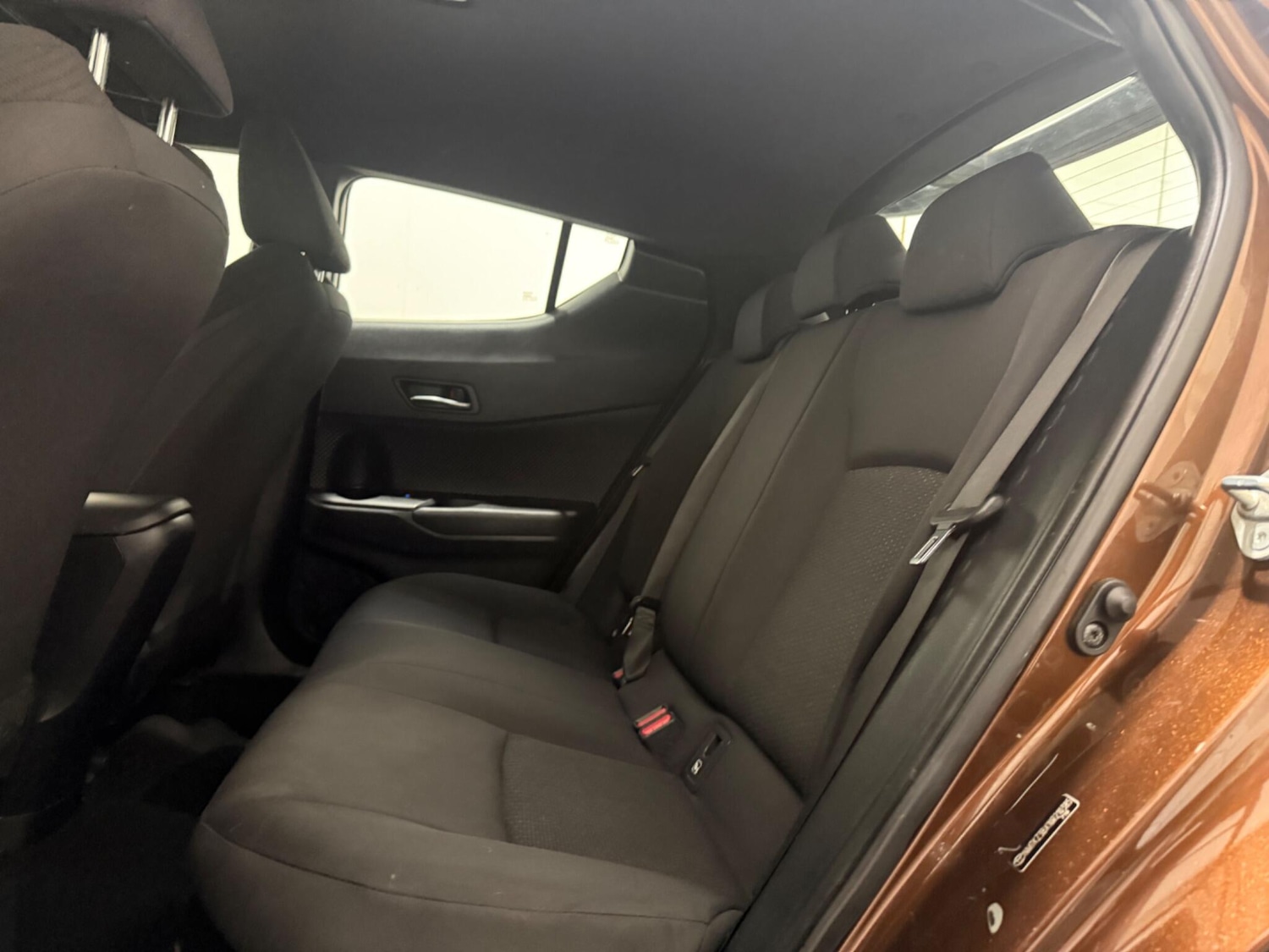 Used Toyota C-HR for sale - 77925333: Photo 25