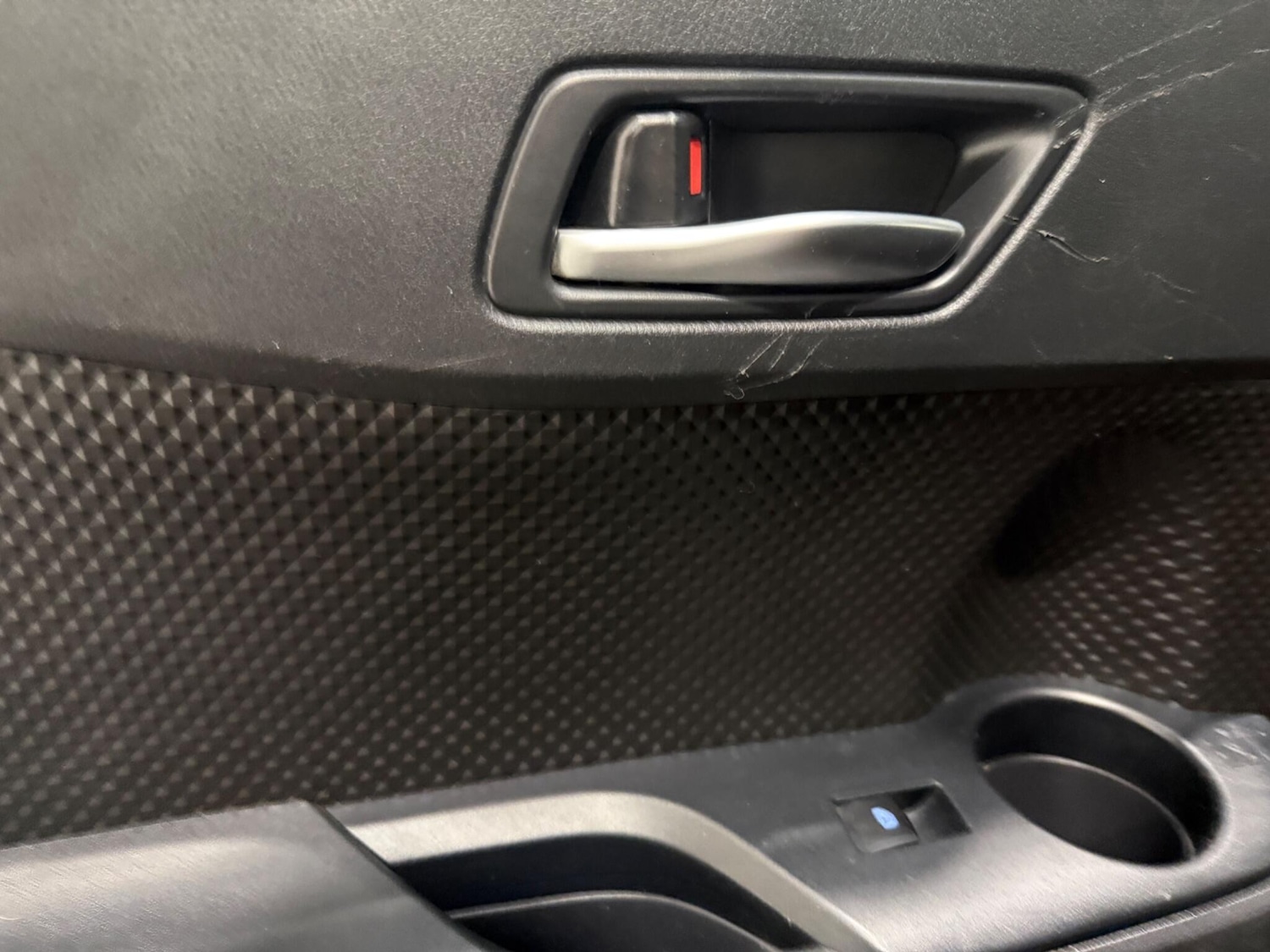 Used Toyota C-HR for sale - 77925333: Photo 29