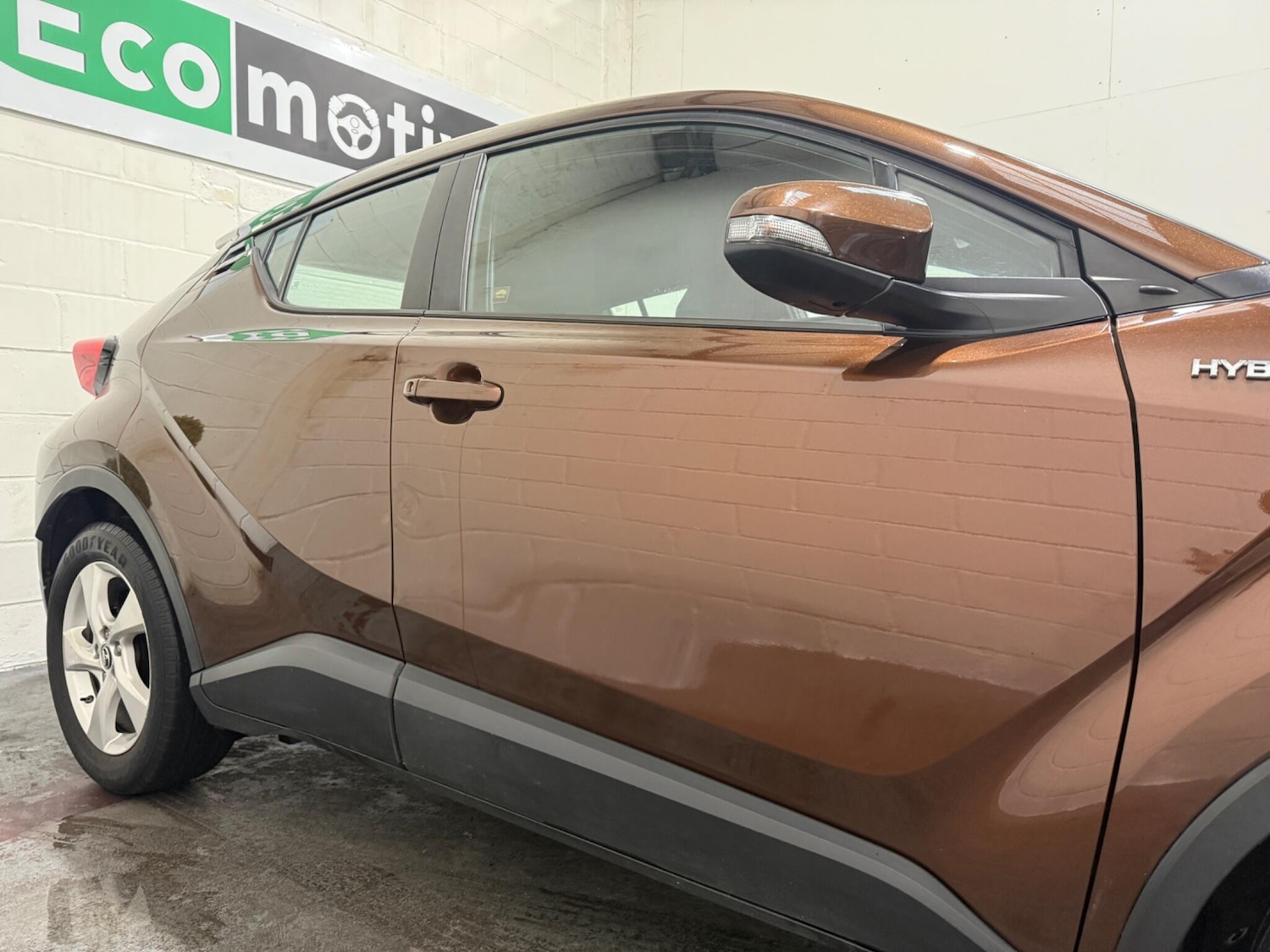 Used Toyota C-HR for sale - 77925333: Photo 4