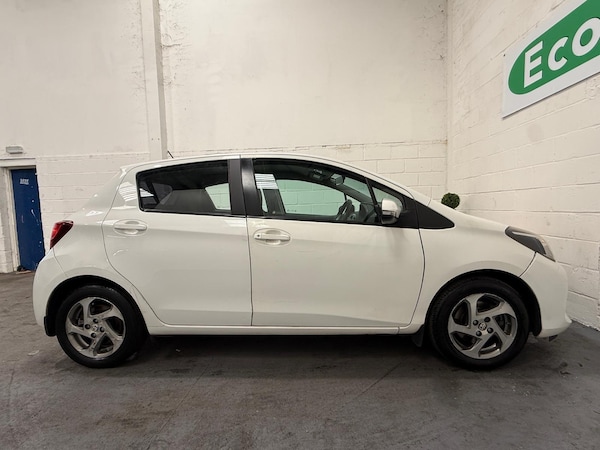 Used Toyota Yaris 2015 for sale - 76094103: Photo 12