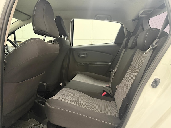 Used Toyota Yaris 2015 for sale - 76094103: Photo 21
