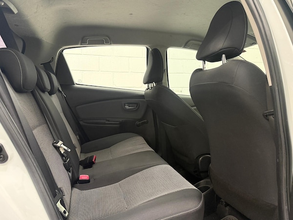 Used Toyota Yaris 2015 for sale - 76094103: Photo 24