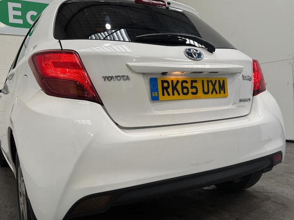 Used Toyota Yaris 2015 for sale - 76094103: Photo 44