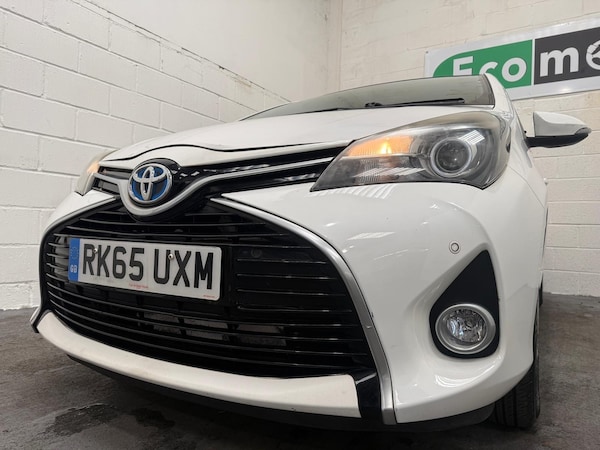 Used Toyota Yaris 2015 for sale - 76094103: Photo 45