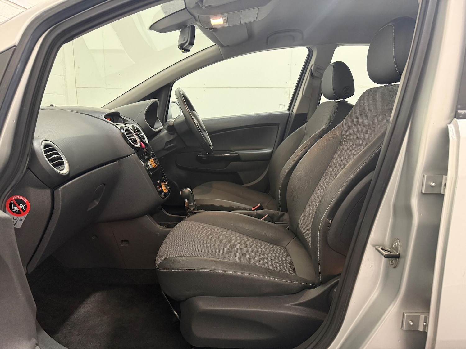 Used Vauxhall Corsa 2008 for sale - 76561312: Photo 33