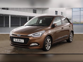 Used Hyundai i20 2018 for sale - 77478885: Photo