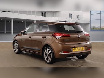 Used Hyundai i20 2018 for sale - 77478885: Photo