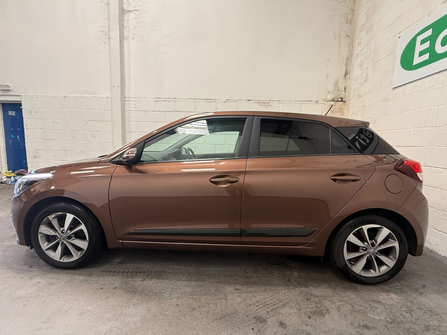 Used Hyundai i20 2018 for sale - 77478885: Photo 8