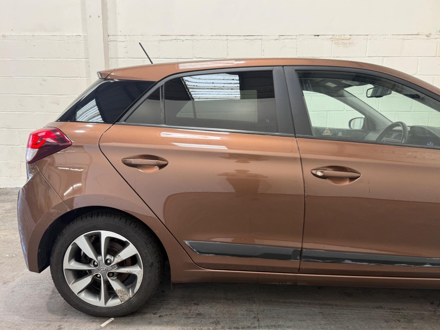 Used Hyundai i20 2018 for sale - 77478885: Photo 9