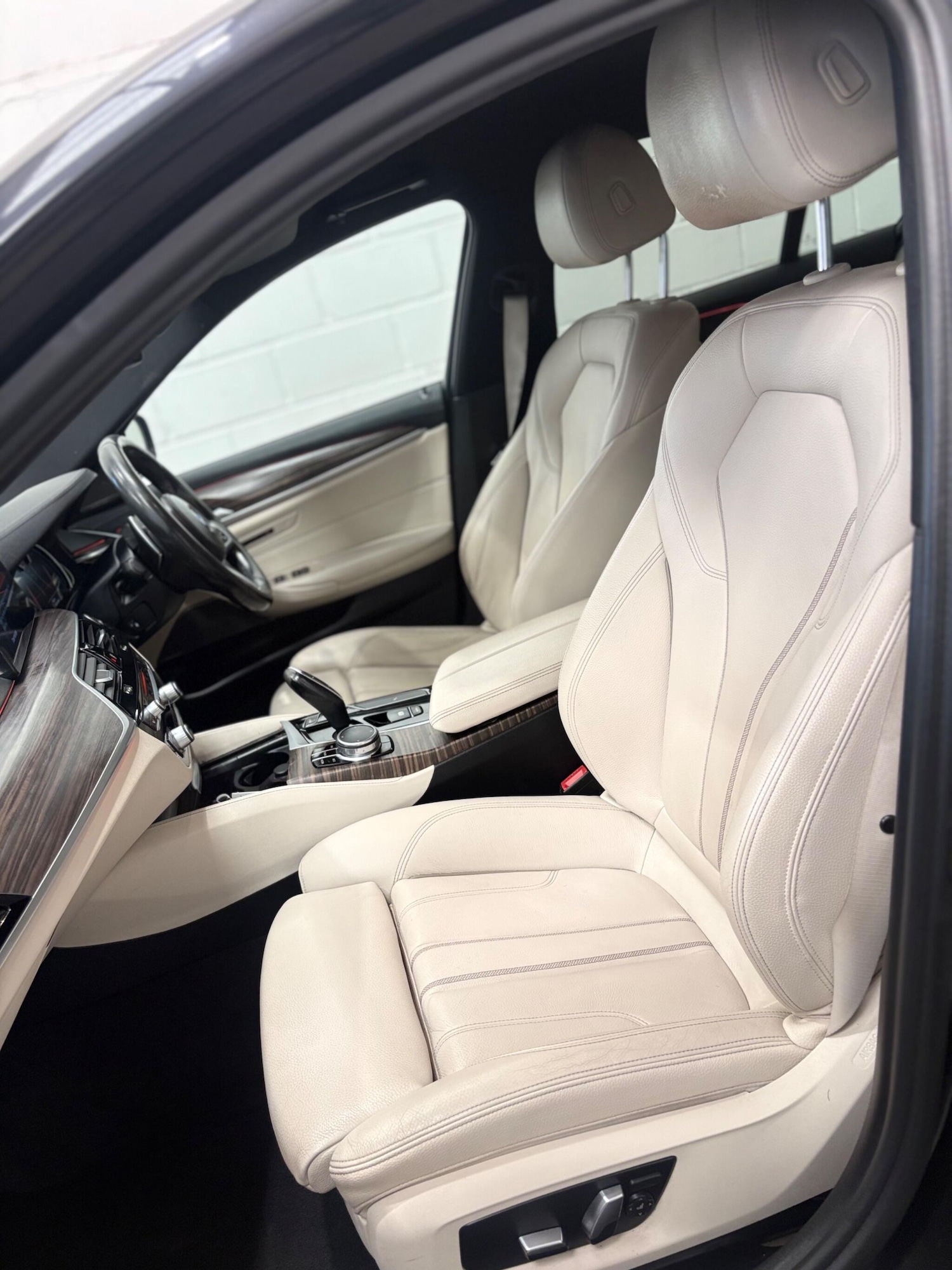 Used BMW 5 Series 2017 for sale - 77978327: Photo 28