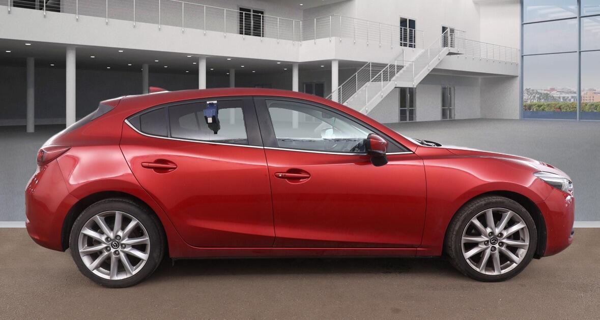 Used Mazda Mazda3 2017 for sale - 77940227: Photo 5