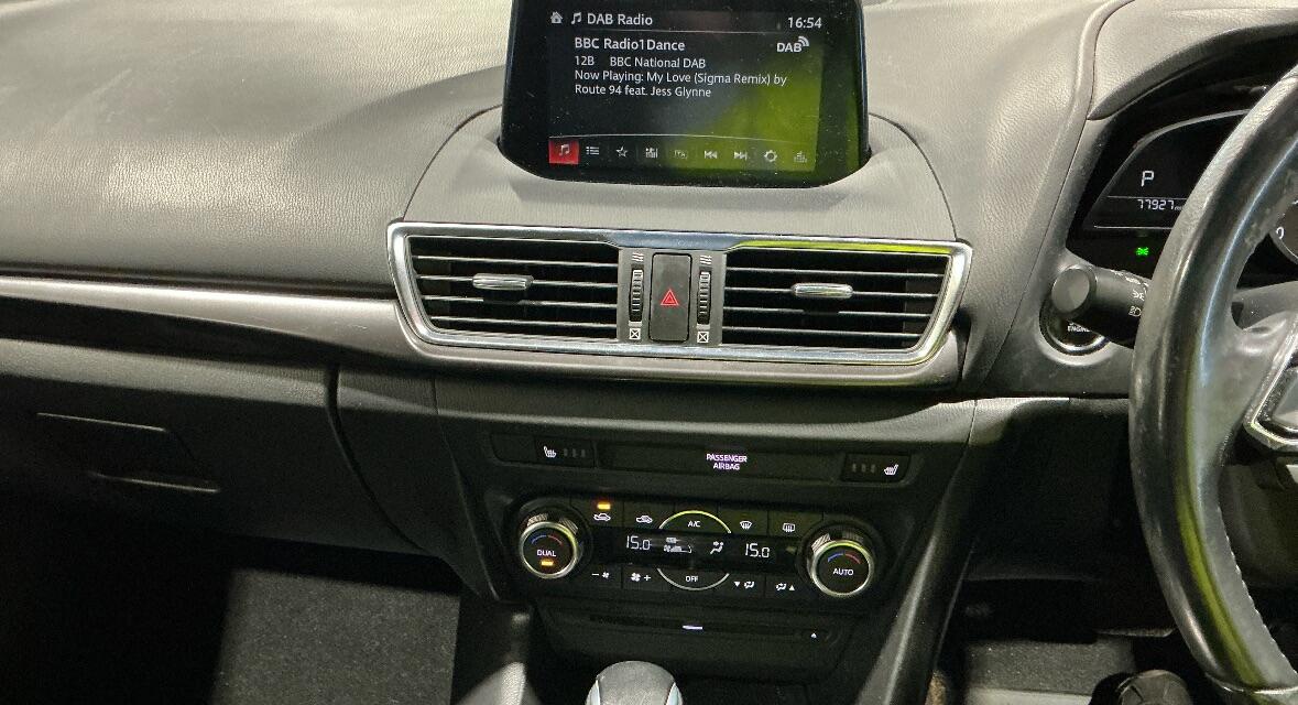 Used Mazda Mazda3 2017 for sale - 77940227: Photo 9