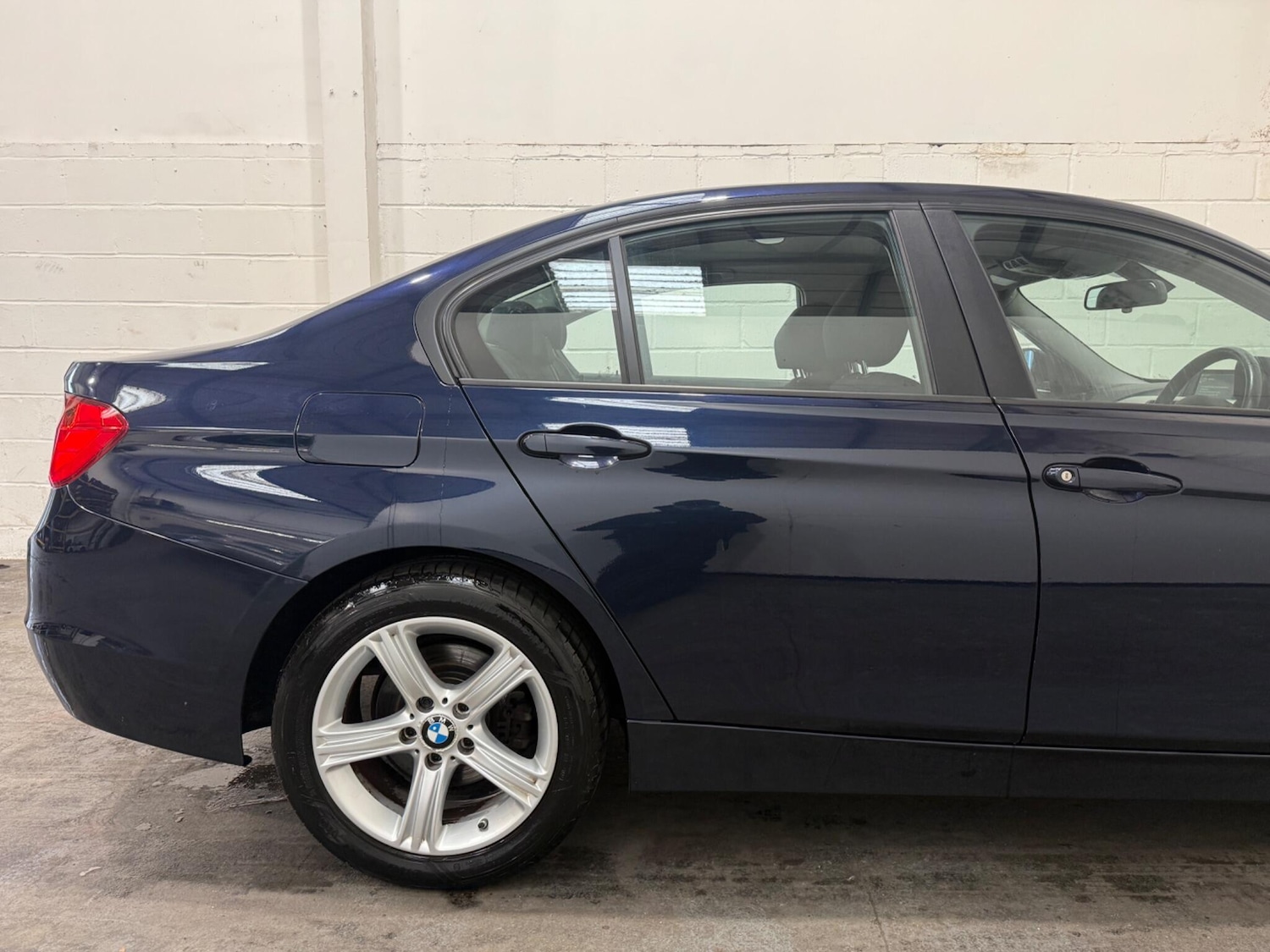 Used BMW 3 Series 2014 for sale - 78100121: Photo 10