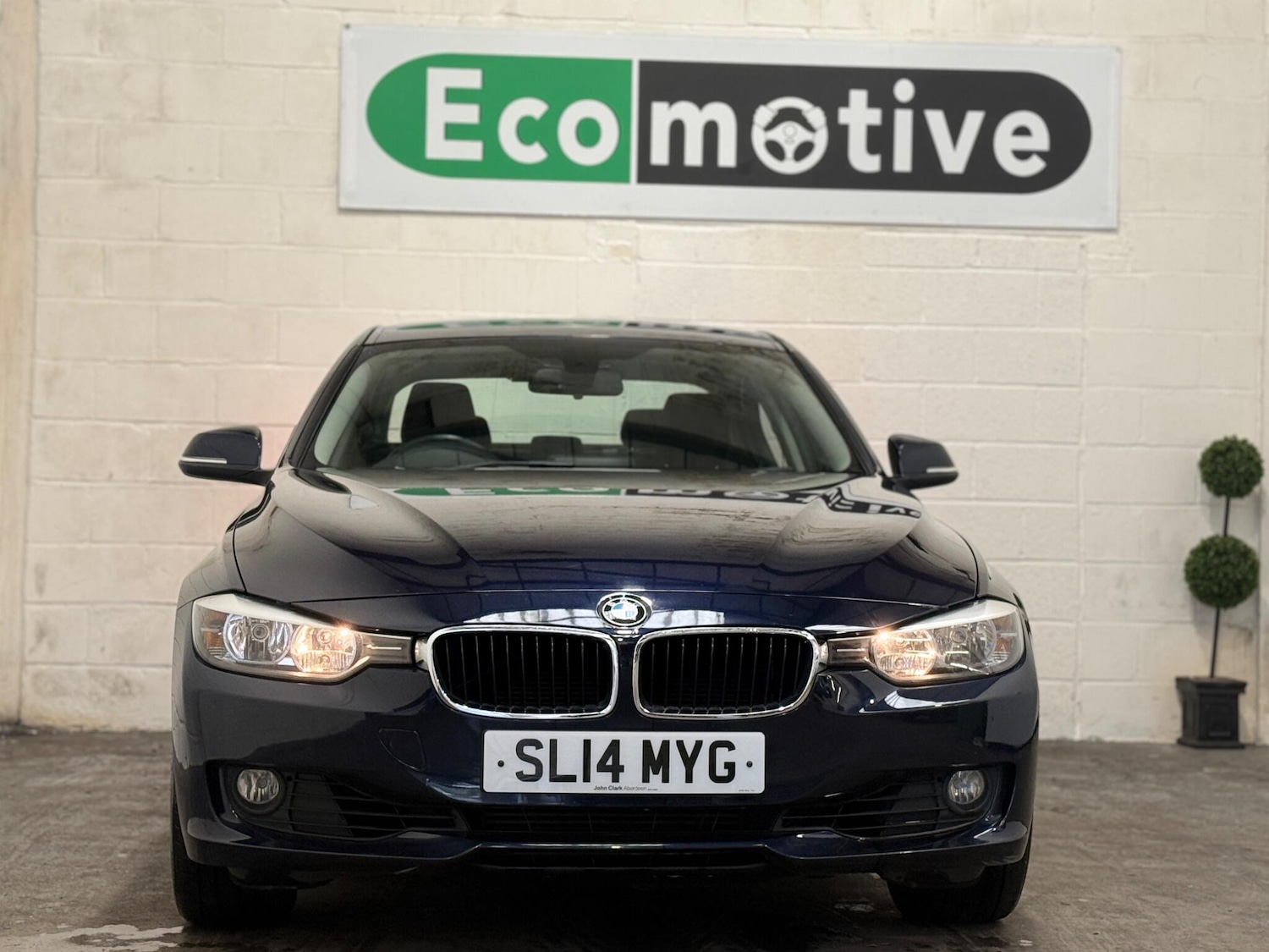 Used BMW 3 Series 2014 for sale - 78100121: Photo 2