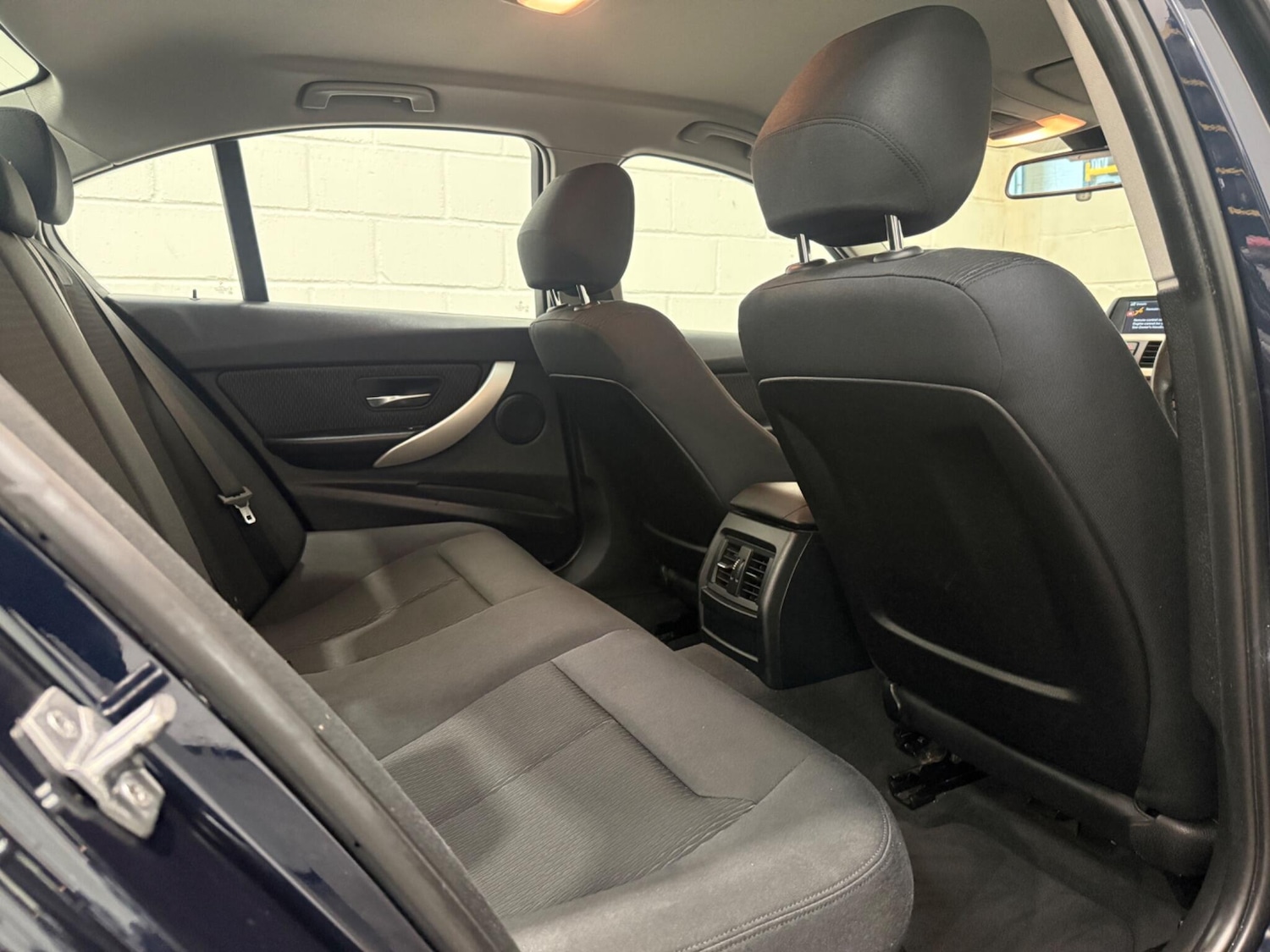 Used BMW 3 Series 2014 for sale - 78100121: Photo 25