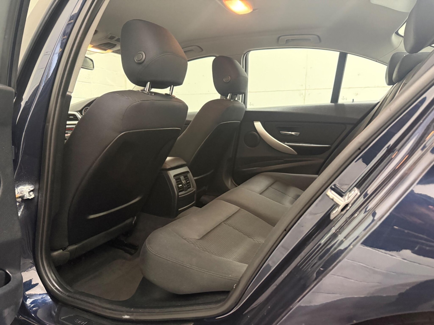 Used BMW 3 Series 2014 for sale - 78100121: Photo 27