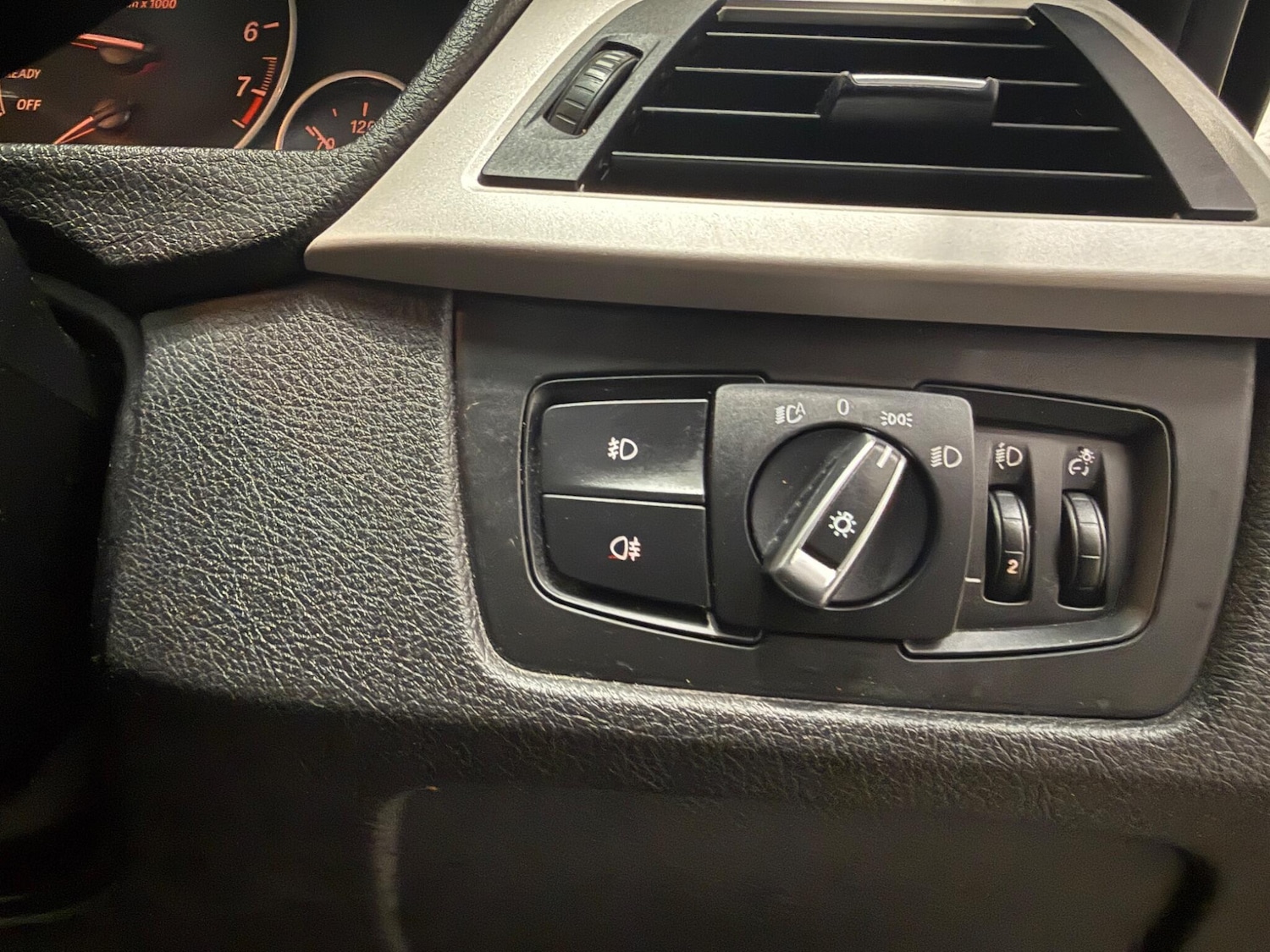 Used BMW 3 Series 2014 for sale - 78100121: Photo 30