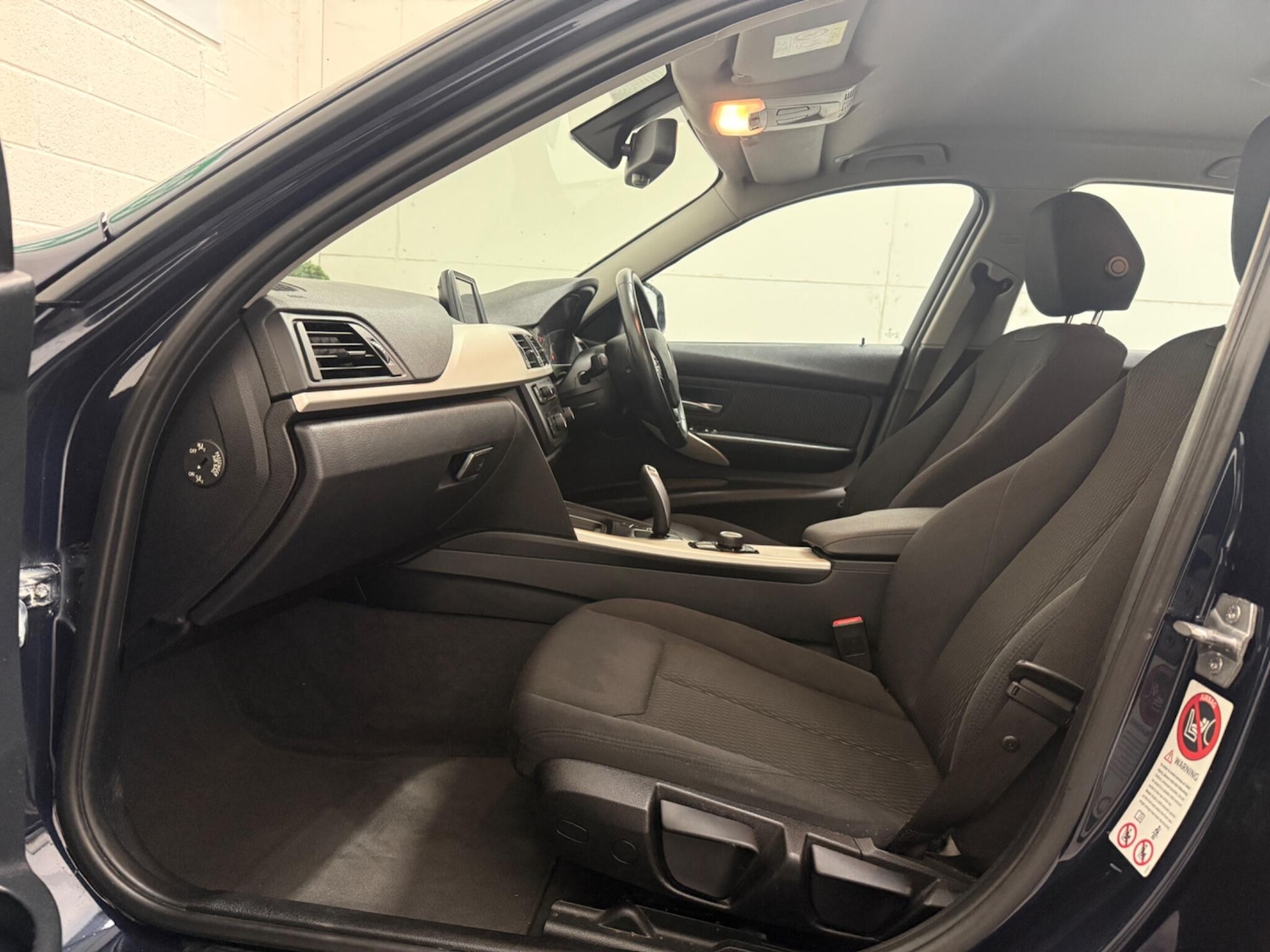 Used BMW 3 Series 2014 for sale - 78100121: Photo 38