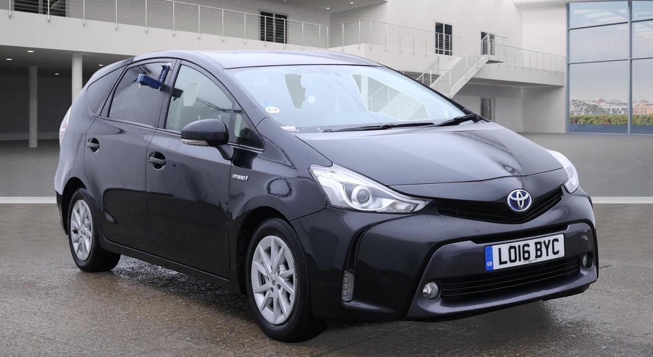 Used Toyota Prius+ 2016 for sale - 76898620: Photo 1