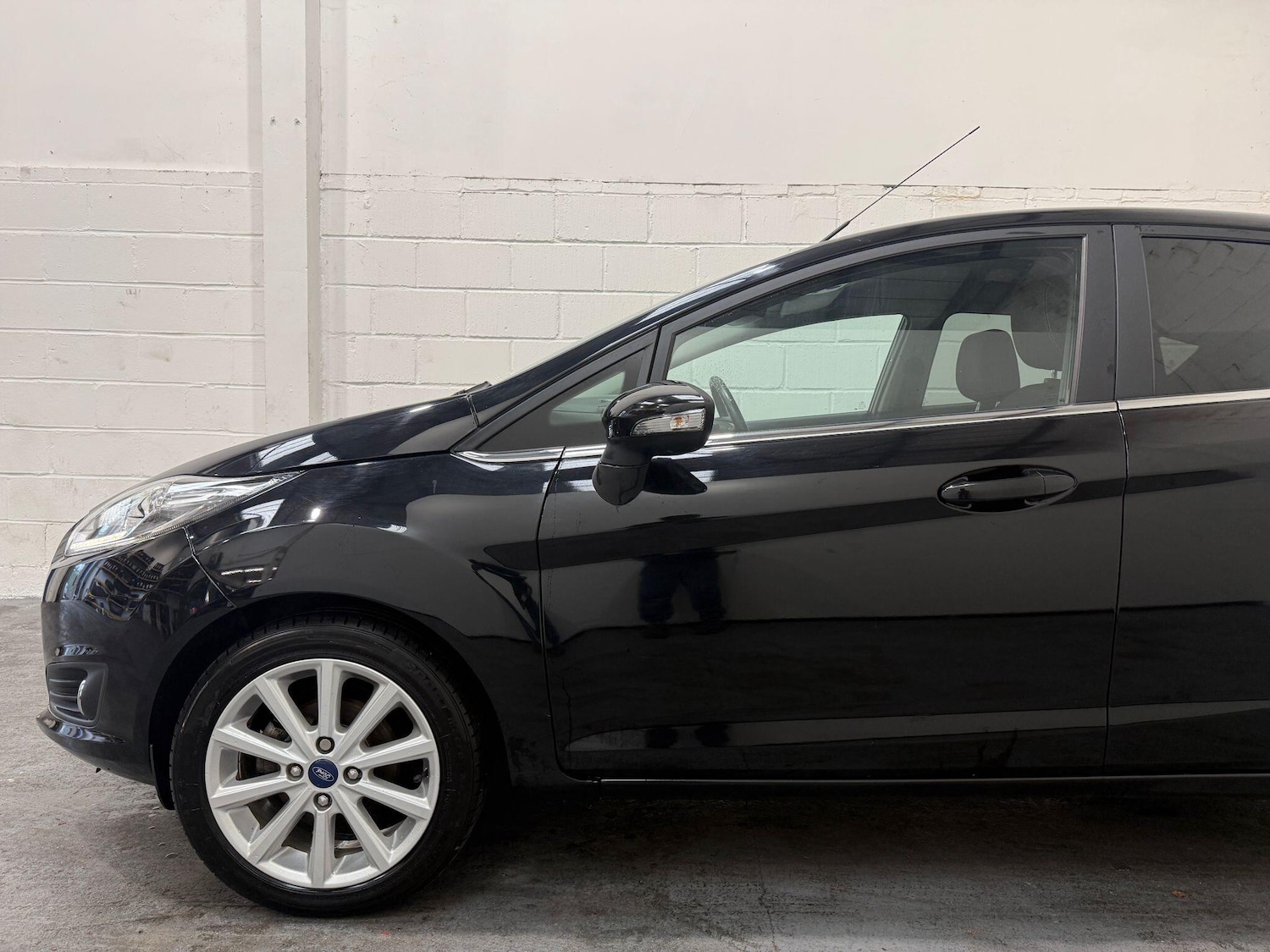 Used Ford Fiesta 2017 for sale - 76988169: Photo 10