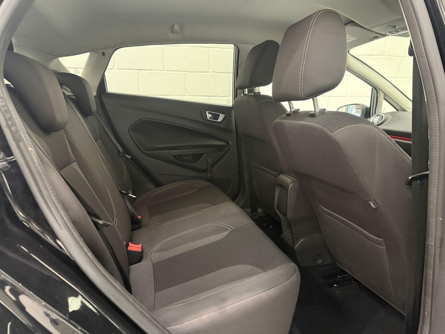 Used Ford Fiesta 2017 for sale - 76988169: Photo 33