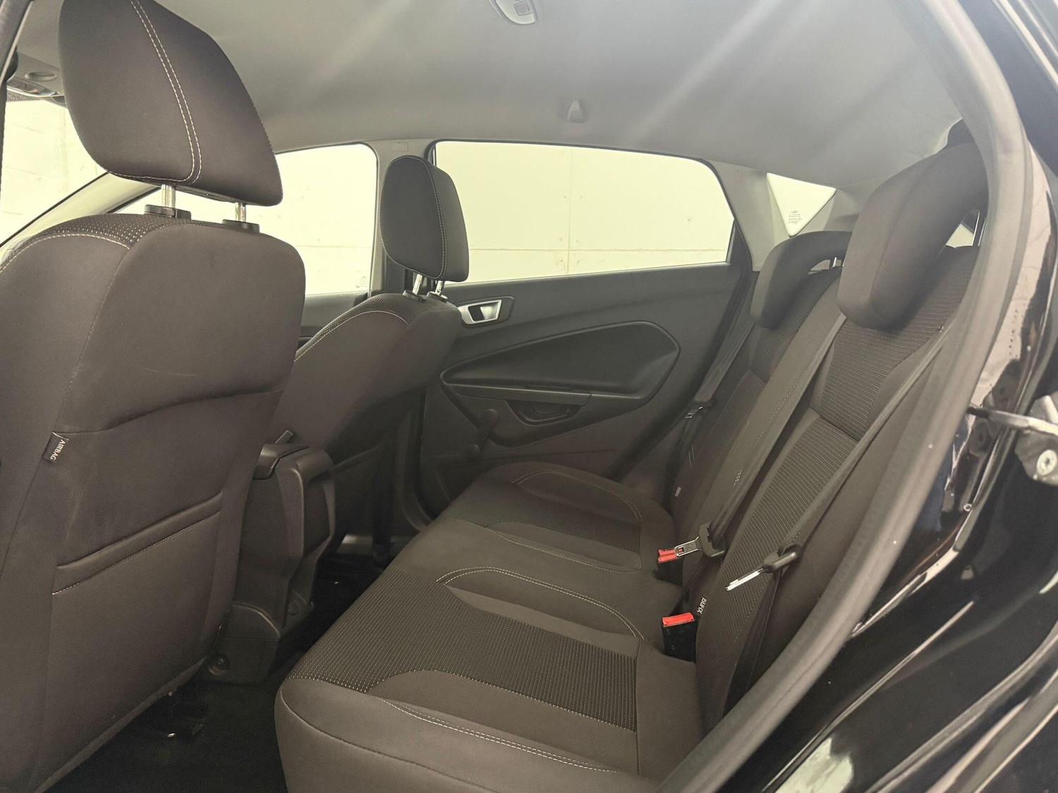 Used Ford Fiesta 2017 for sale - 76988169: Photo 38