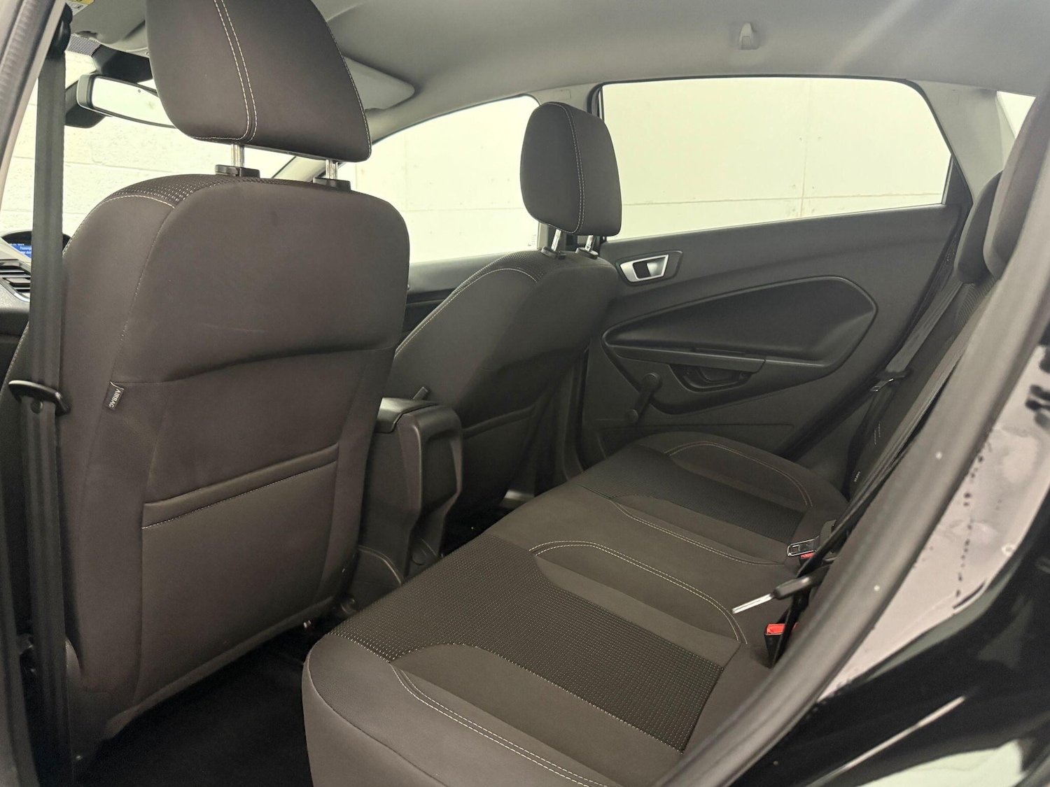 Used Ford Fiesta 2017 for sale - 76988169: Photo 40