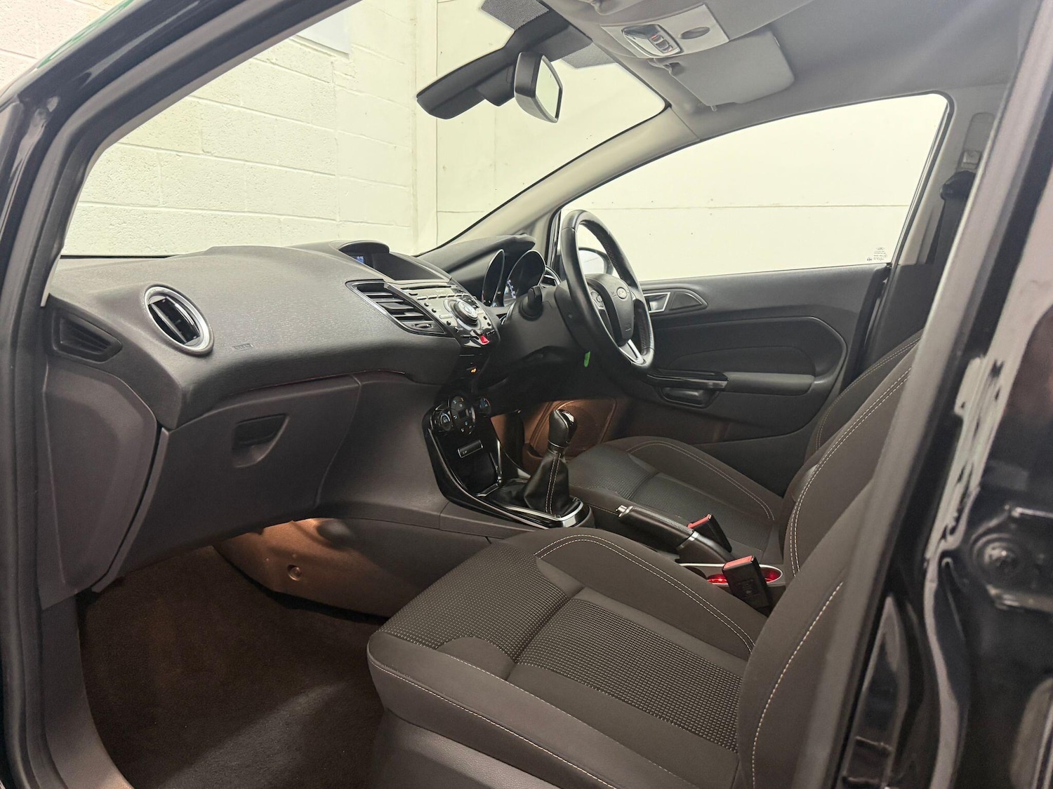 Used Ford Fiesta 2017 for sale - 76988169: Photo 42