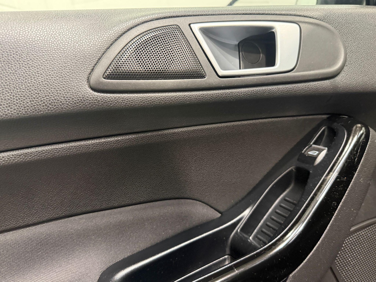 Used Ford Fiesta 2017 for sale - 76988169: Photo 45