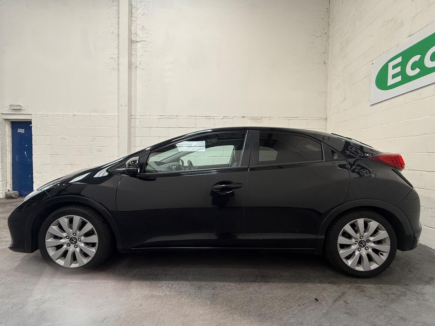 Used Honda Civic 2014 for sale - 76472631: Photo 12